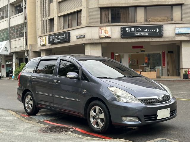 TOYOTA豐田 WISH  第3張相片