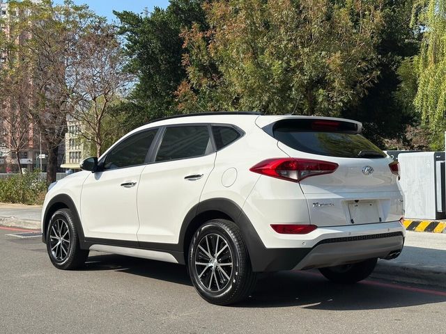 HYUNDAI現代 TUCSON  第6張相片