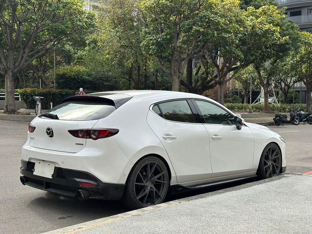 MAZDA馬自達 MAZDA 3  第4張相片