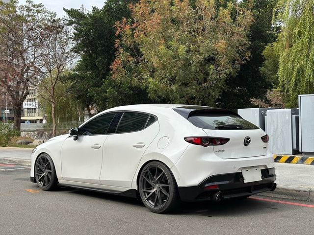 MAZDA馬自達 MAZDA 3  第6張相片