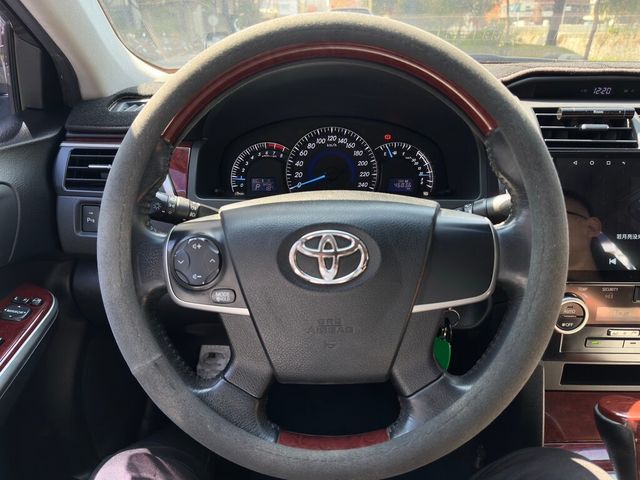 TOYOTA豐田 CAMRY  第9張相片