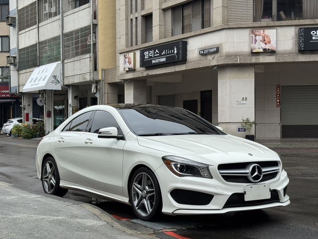 M-BENZ賓士 CLA250  第3張相片