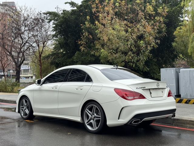 M-BENZ賓士 CLA250  第6張相片
