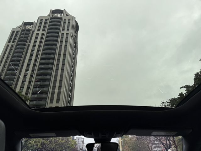 M-BENZ賓士 CLA250  第10張相片