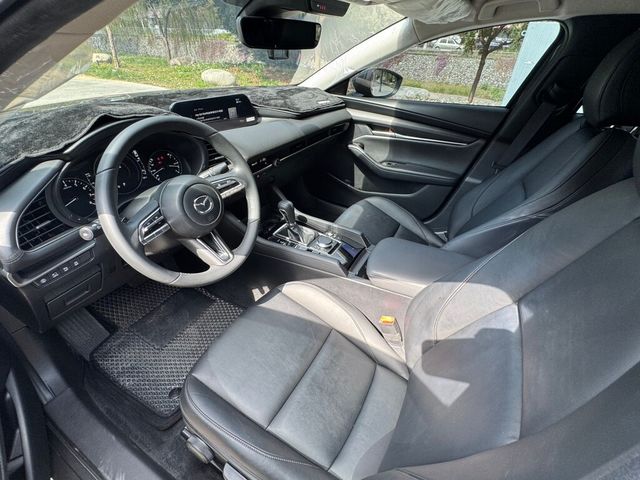 MAZDA馬自達 MAZDA 3  第15張相片