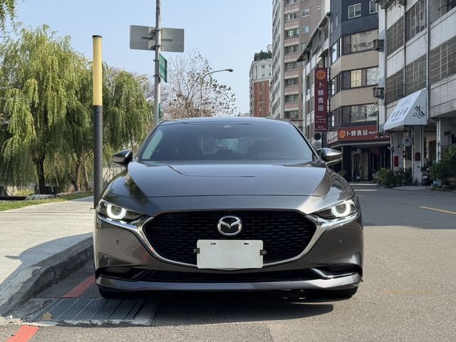 MAZDA馬自達 MAZDA 3  第3張相片