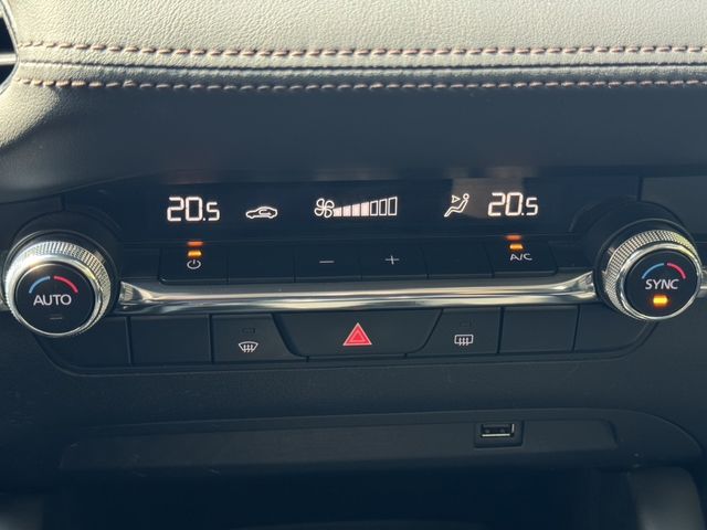 MAZDA馬自達 MAZDA 3  第23張相片