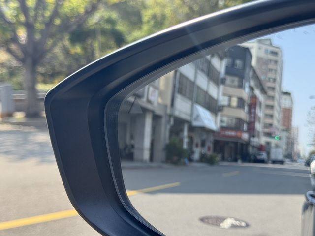 MAZDA馬自達 MAZDA 3  第35張相片