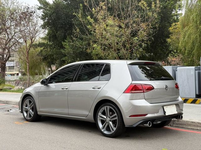 VOLKSWAGEN福斯 GOLF  第11張相片