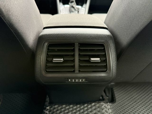 VOLKSWAGEN福斯 GOLF  第31張相片