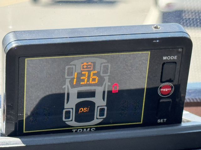 TOYOTA豐田 CAMRY  第14張相片