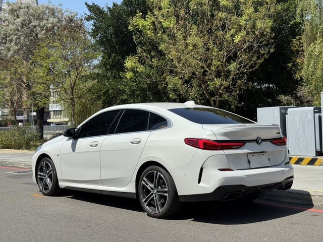 BMW寶馬 218I M SPORT  第6張相片