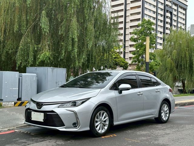 TOYOTA豐田 ALTIS  第1張相片