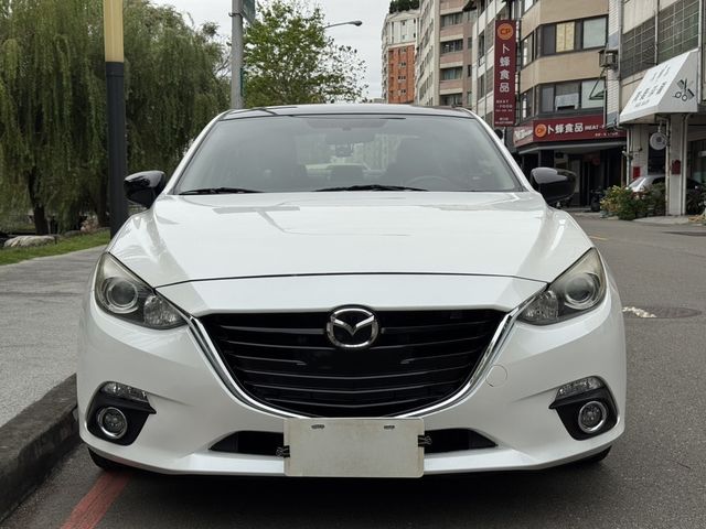 MAZDA馬自達 MAZDA 3  第2張相片