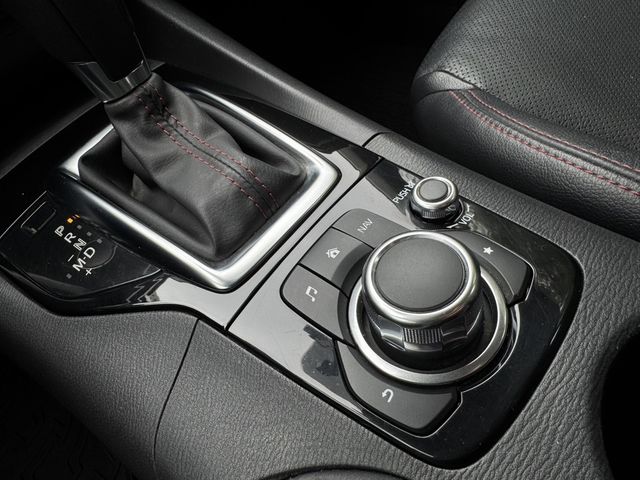 MAZDA馬自達 MAZDA 3  第12張相片
