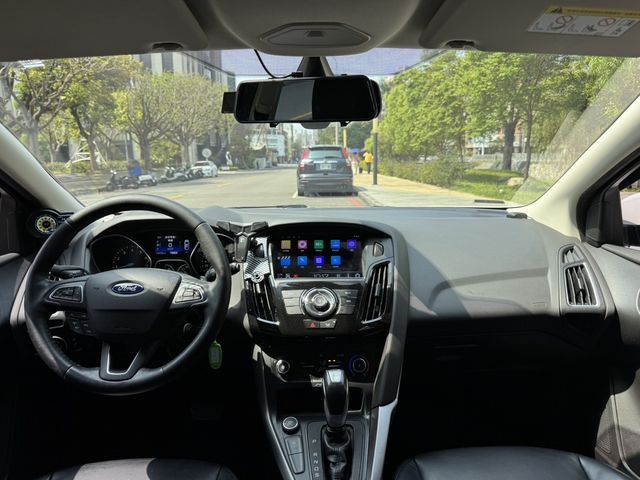 FORD福特 FOCUS  第7張相片