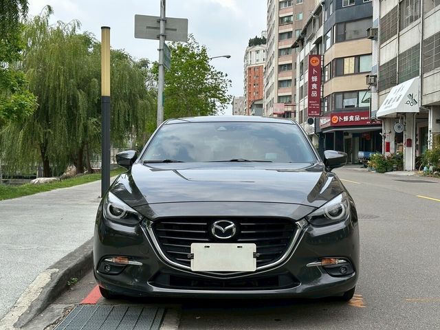 MAZDA馬自達 MAZDA 3  第2張相片