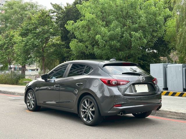 MAZDA馬自達 MAZDA 3  第6張相片