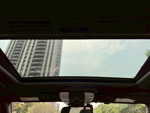 M-BENZ賓士 C250  第16張相片