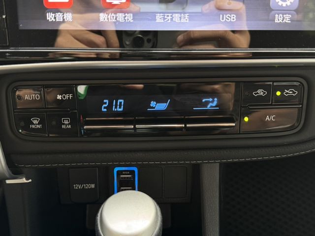 TOYOTA豐田 ALTIS  第17張相片