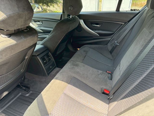 BMW寶馬 320I M SPORT  第10張相片