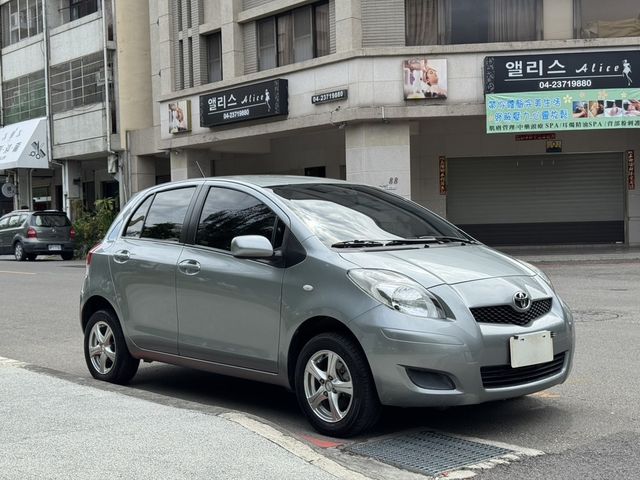 TOYOTA豐田 YARIS  第3張相片