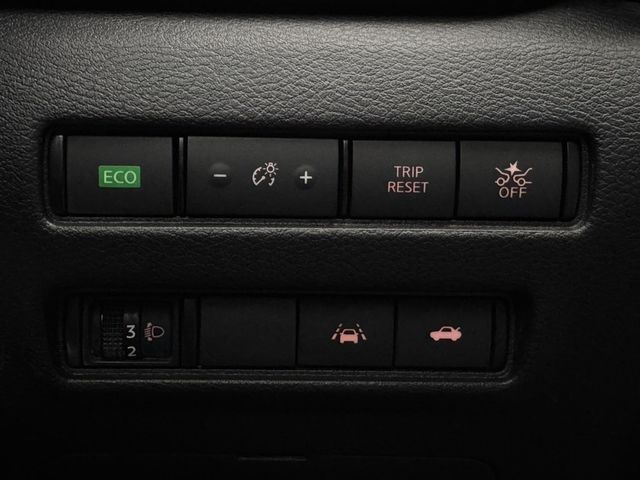 NISSAN日產 SENTRA  第12張相片
