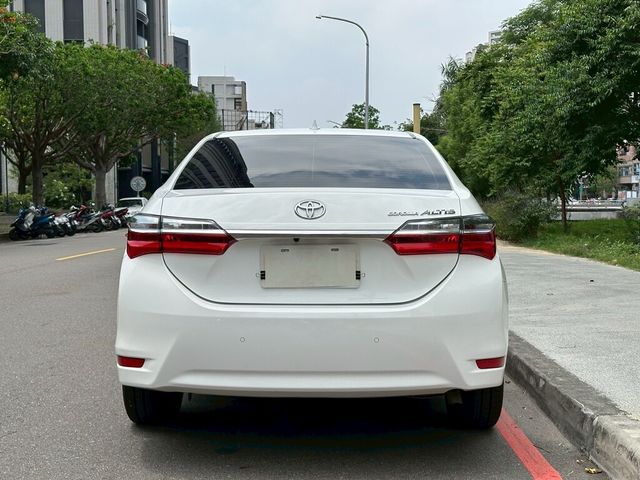 TOYOTA豐田 ALTIS  第5張相片
