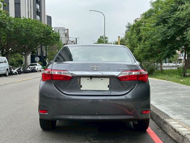 TOYOTA豐田 ALTIS  第5張相片