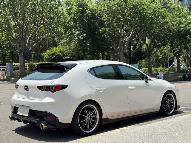 MAZDA馬自達 MAZDA 3  第4張相片