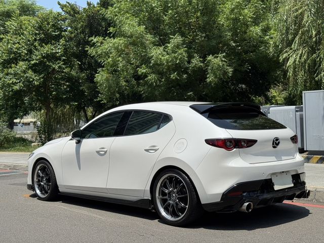 MAZDA馬自達 MAZDA 3  第6張相片