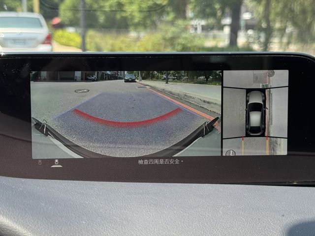 MAZDA馬自達 MAZDA 3  第16張相片