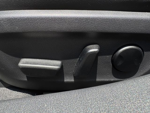 MAZDA馬自達 MAZDA 3  第17張相片