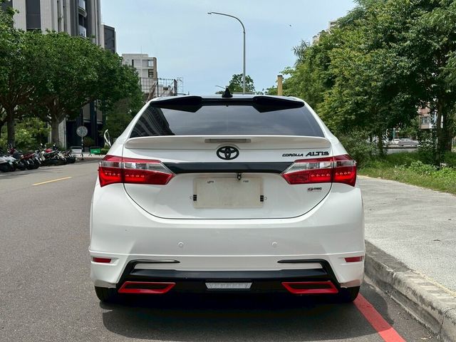 TOYOTA豐田 ALTIS  第5張相片