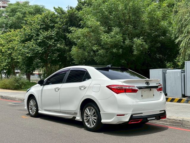 TOYOTA豐田 ALTIS  第6張相片