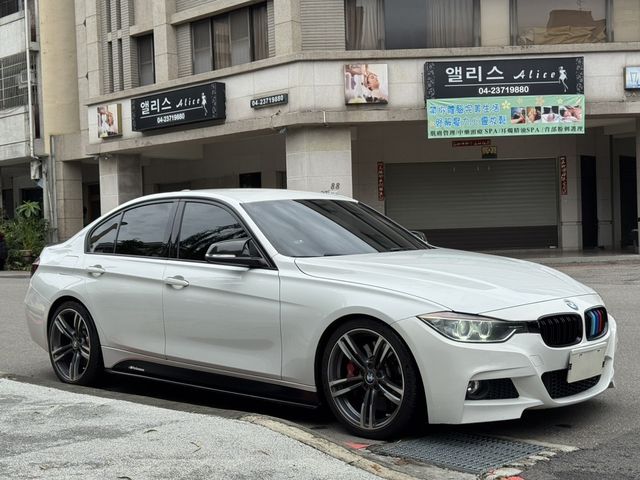 BMW寶馬 320I SPORT LINE  第3張相片