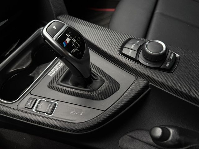 BMW寶馬 320I SPORT LINE  第12張相片