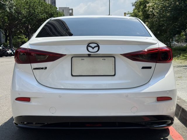 MAZDA馬自達 MAZDA 3  第5張相片