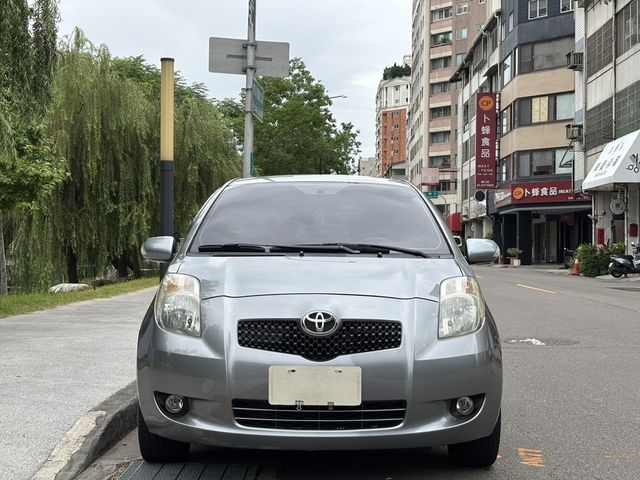 TOYOTA豐田 YARIS  第2張相片