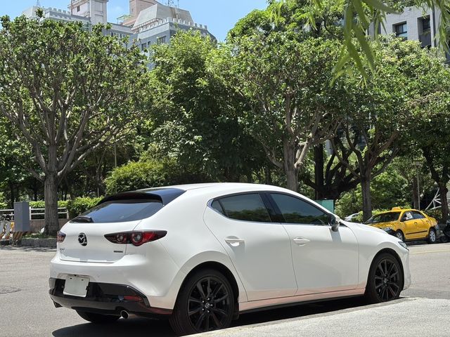 MAZDA馬自達 MAZDA 3  第4張相片