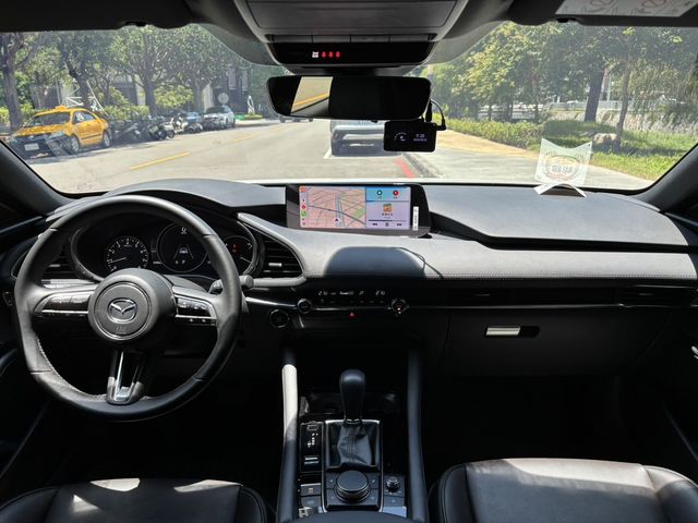MAZDA馬自達 MAZDA 3  第10張相片