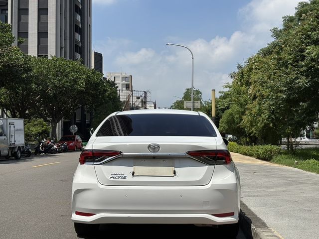 TOYOTA豐田 ALTIS  第5張相片