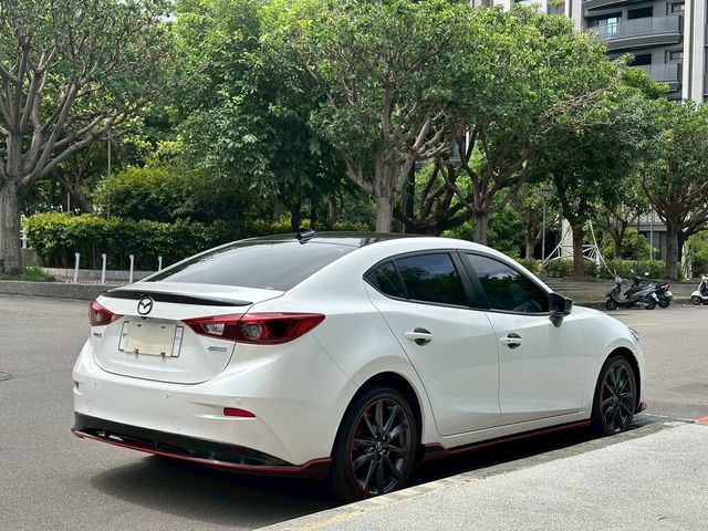 MAZDA馬自達 MAZDA 3  第4張相片