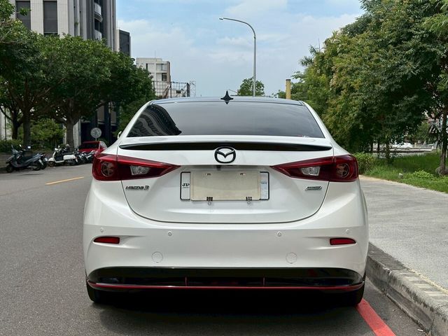MAZDA馬自達 MAZDA 3  第5張相片