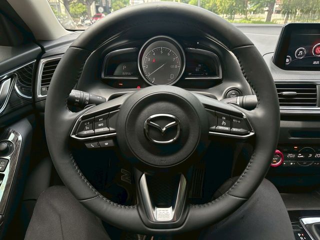 MAZDA馬自達 MAZDA 3  第12張相片