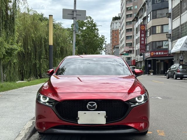 MAZDA馬自達 MAZDA 3  第2張相片
