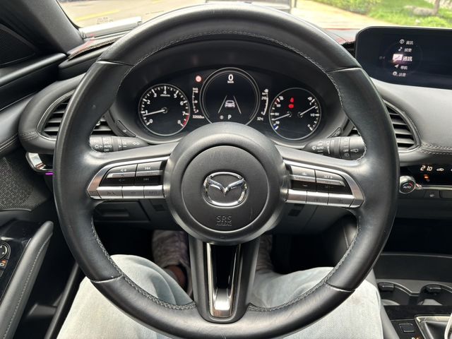 MAZDA馬自達 MAZDA 3  第17張相片
