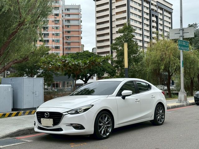 MAZDA馬自達 MAZDA 3  第1張相片