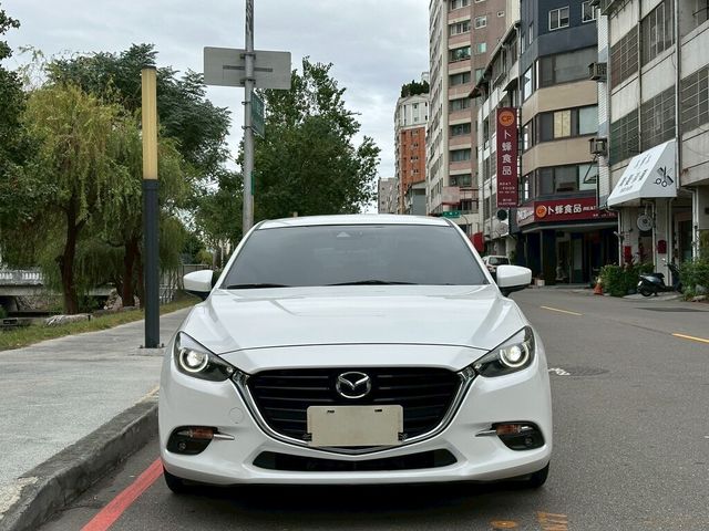 MAZDA馬自達 MAZDA 3  第2張相片