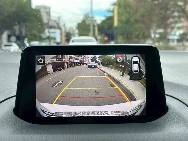 MAZDA馬自達 MAZDA 3  第14張相片